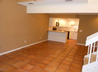 2602 E Defender Ct, Atlantic Beach, FL 32233