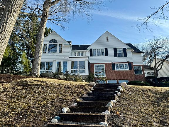 5th image of 928 Princeton Blvd SE