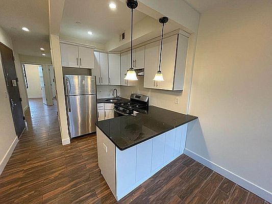 2nd image of 744 Willoughby Ave #3