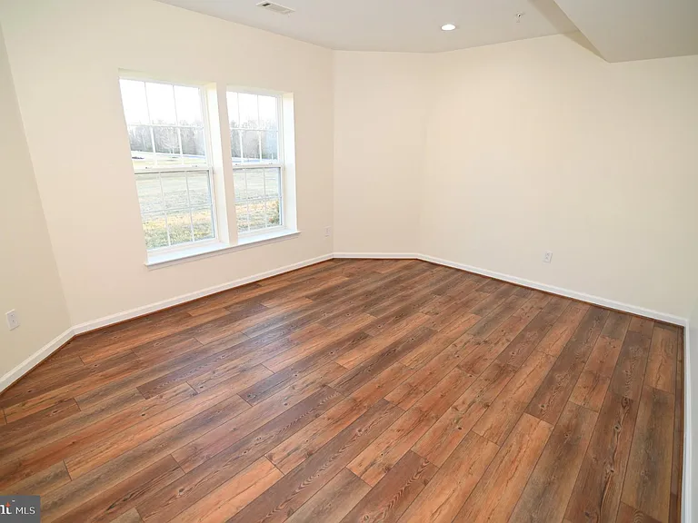 7001 Chaptico Ct — Photo 108