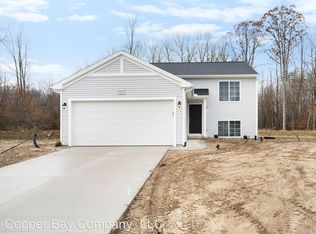 29269 64th Ave, Lawton, MI 49065