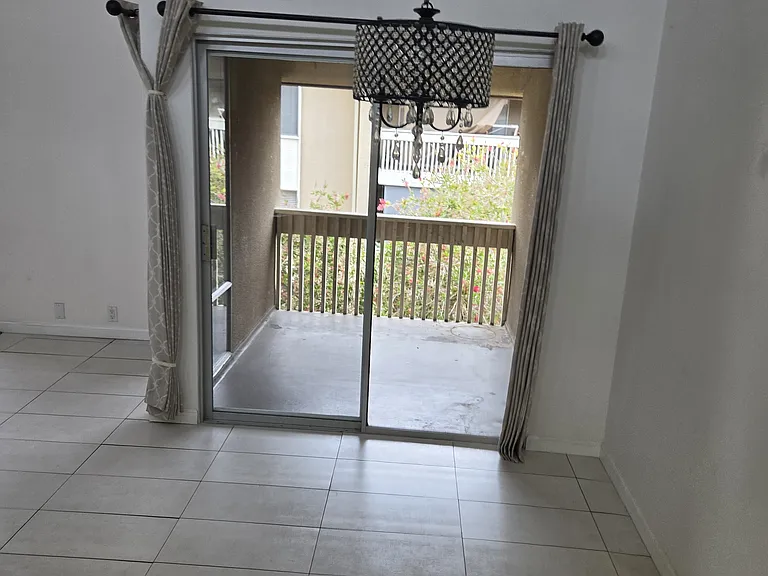 1801 Diamond St #321 — Photo 15