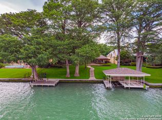 2101 Terminal Loop Rd, Mc Queeney, TX 78123