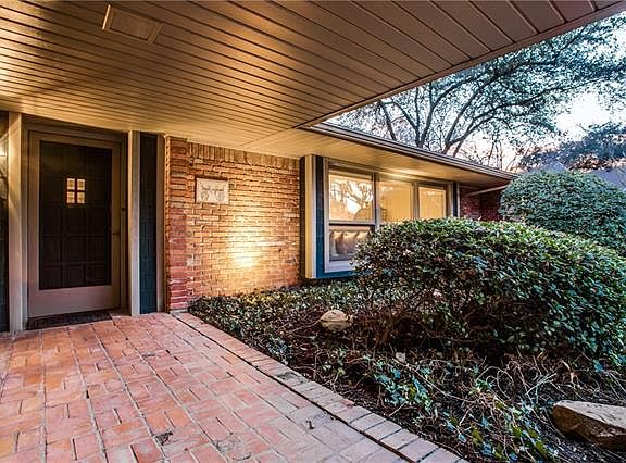 3rd image of 10552 Somerton Dr