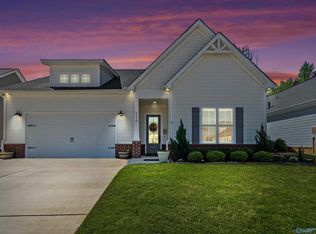 6218 Pembrook Pond Pl, Owens X Rds, AL 35763
