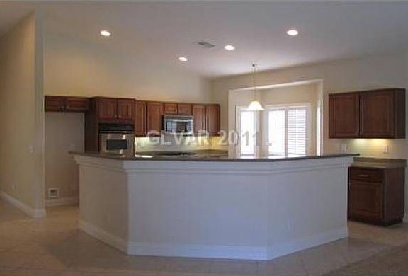 4th image of 9640 Tapestry Pine St