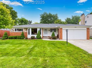 15681 Huff St, Livonia, MI