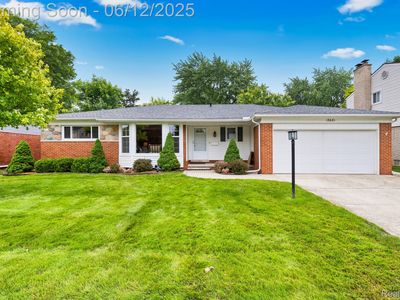 15681 Huff St, Livonia, MI, 48154