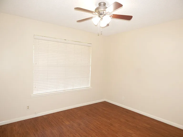 905 David Dr — Photo 26