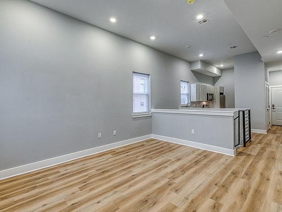 5th image of 1728 Marlton Ave APT 2
