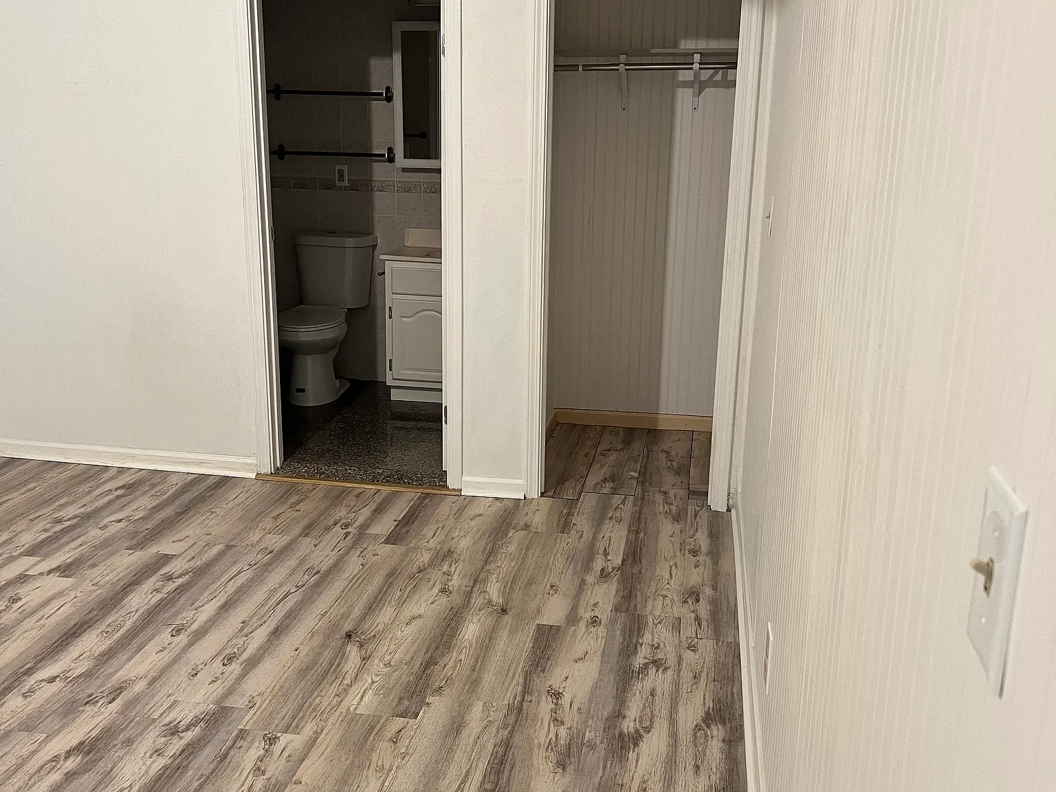28 Lydia Ave — Photo 4