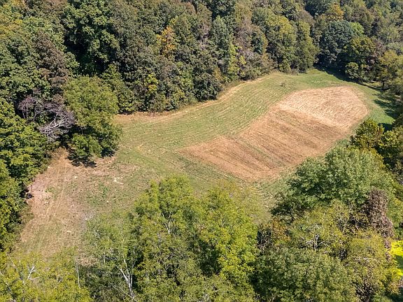 2nd image of 384 Big Spring Hollow Rd