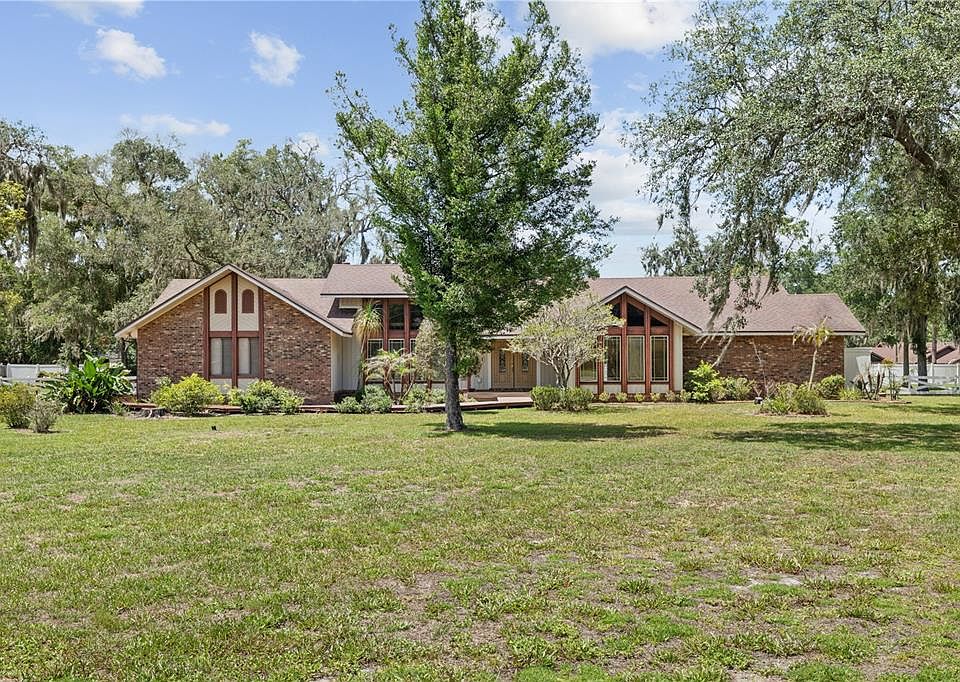 1st image of 338 ROCKWELL CIRCLE