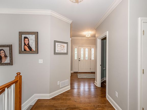 5th image of 917 Keeneland Green Dr