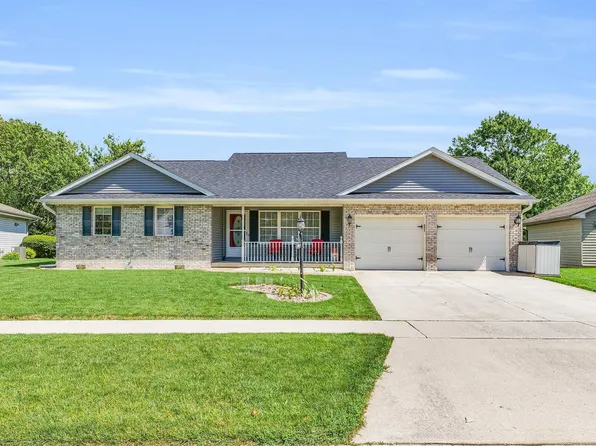 2918 Susan Stone Dr, Urbana, IL 61802