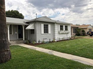 18014 Lull St, Reseda, CA 91335