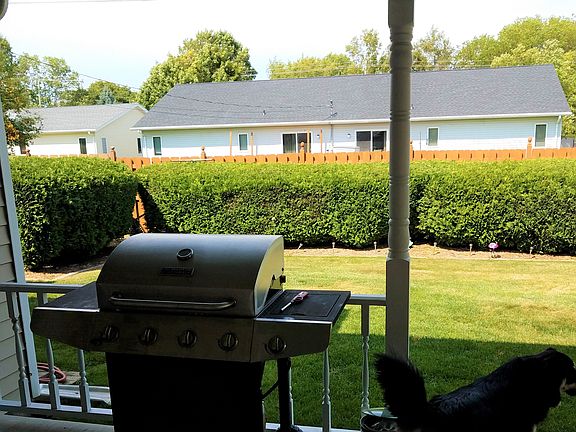 2029 Back Yard West