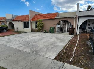1650 W 57th Ter, Hialeah, FL 33012