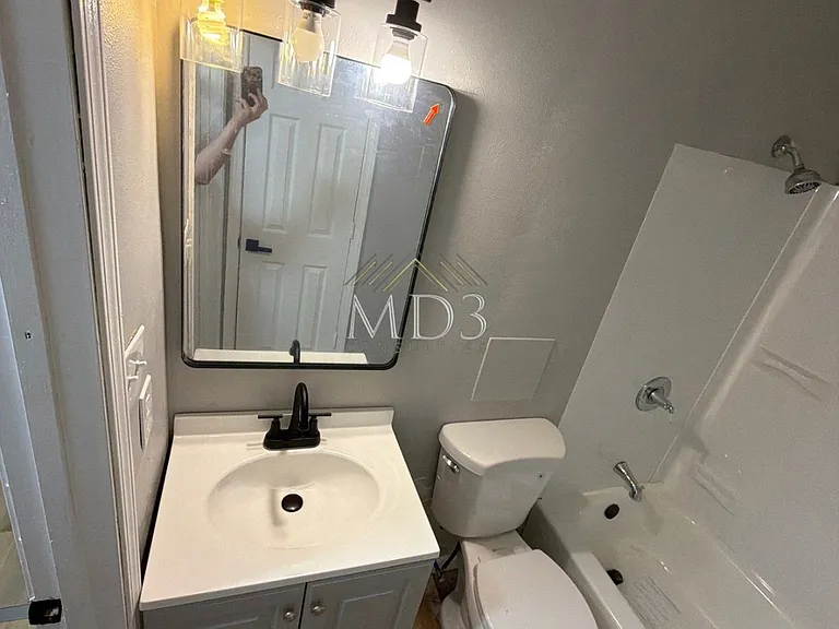 10019 Lord Dr — Photo 8