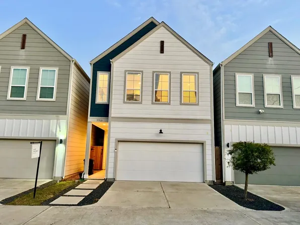 7713 Johanna Park Dr, Houston, TX 77055