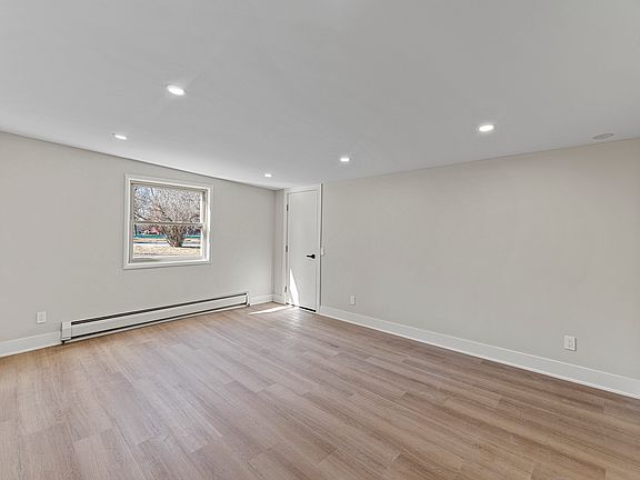 5th image of 175 S Fairfield Rd