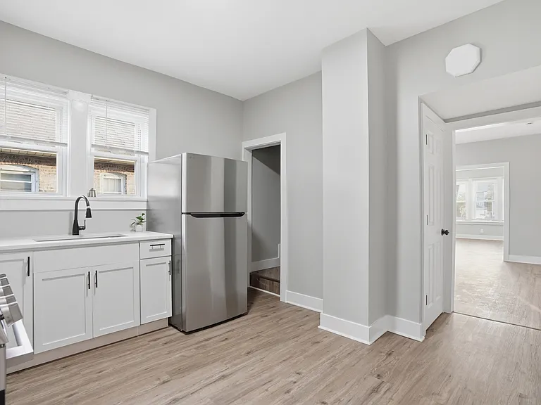 2037 Wespark Ave — Photo 5