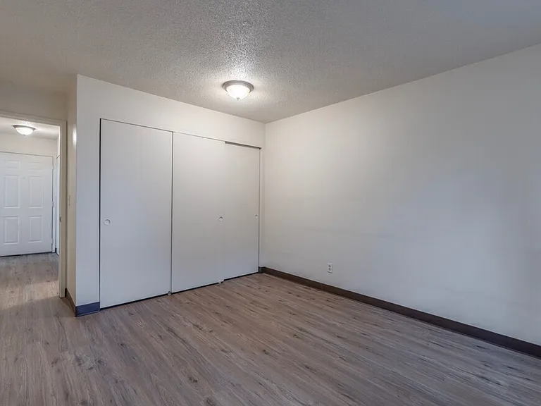Brooktree Apartments — Photo 4
