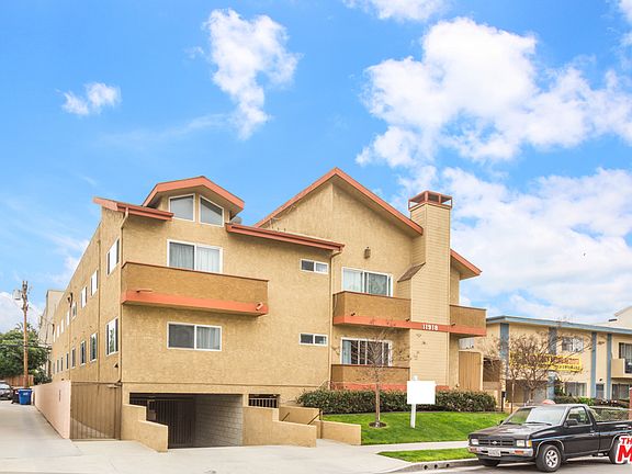 2nd image of 11918 Avon Way Unit 102