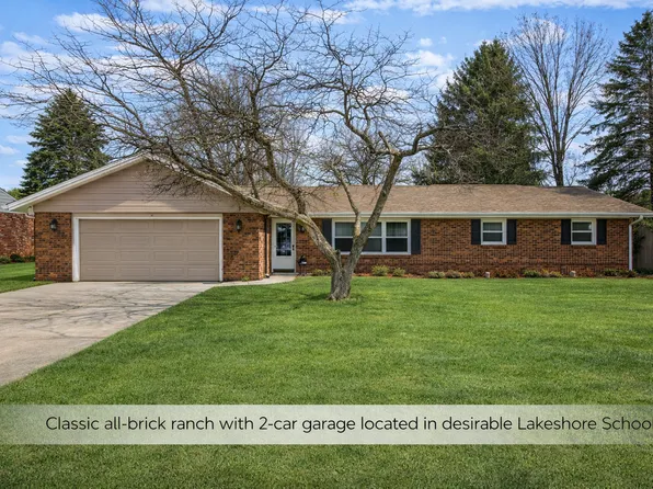 2787 Royal Queens Rd, Stevensville, MI 49127