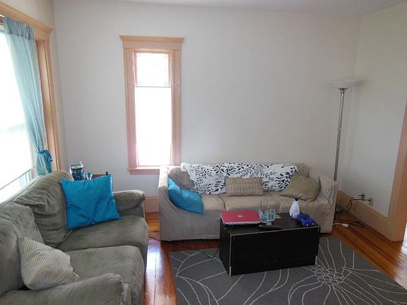 2nd image of 178 Harvard St #1
