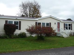 285 Skyview Dr, Arcade, NY 14009