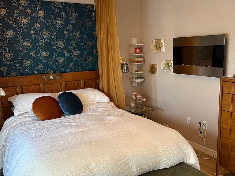 Third floor bedroom