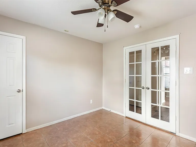 4914 Winding Timbers Cir — Photo 17