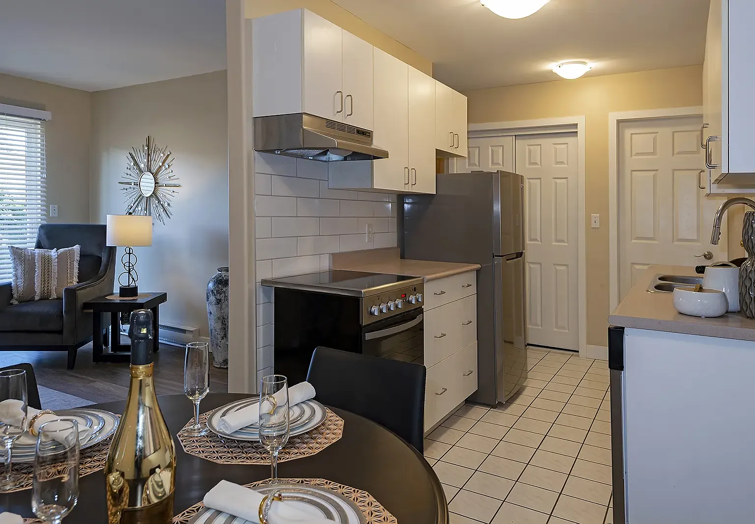 North Kamloops Apts — Photo 1