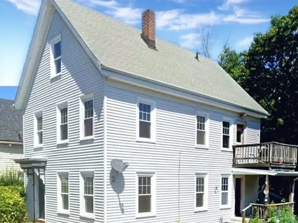 65 Wayland St, Brockton, MA 02301