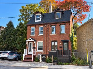301 Dupont St, Toronto, ON M5R1W1