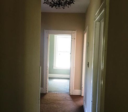 2nd image of 745 Riverview Ave