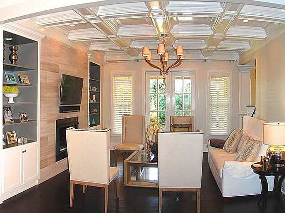 3rd image of 7820 Giorgio Cir