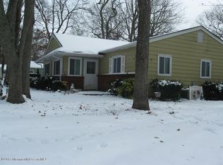 2A Crane St, Manchester, NJ 08759