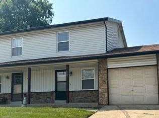 2267 N Village Dr, Saint Charles, MO