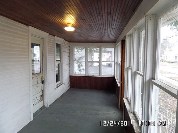 2nd image of 726 N 11th St