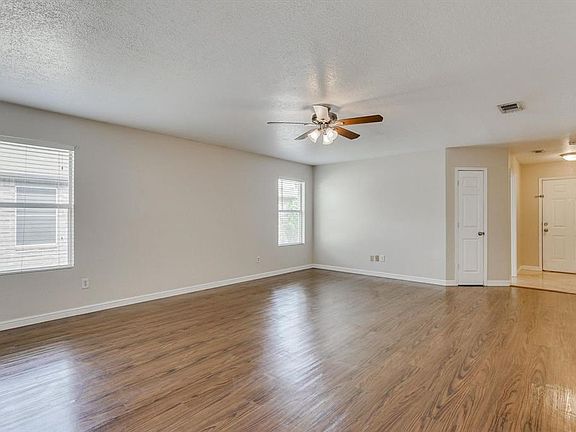 2nd image of 5609 Wiltshire Dr