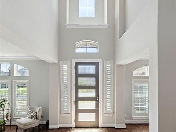 4th image of 5134 Magnolia Ln