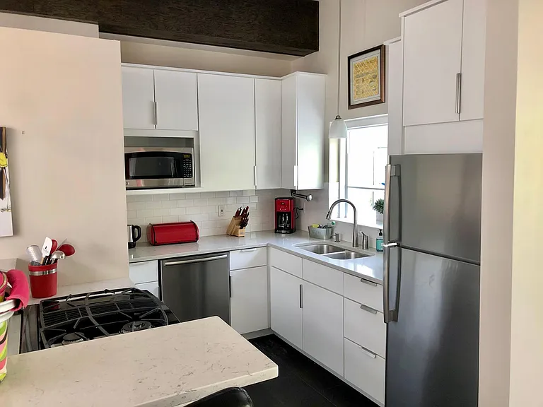 2568 Arosa Dr #A — Photo 7