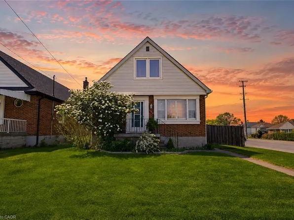 140 Parkdale Ave S, Hamilton, ON L8K 3P4