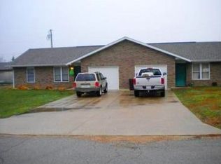736 E Main St, Richland, MO 65556