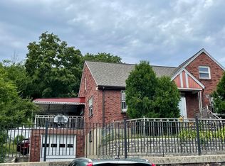 94 Glen St, Malden, MA 02148