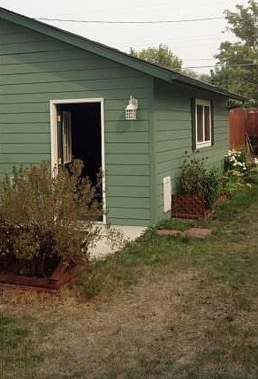 2nd image of 2250 W Sussex Ave