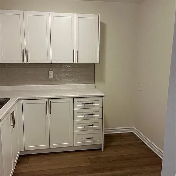 583 Mornington Ave #211 — Photo 7