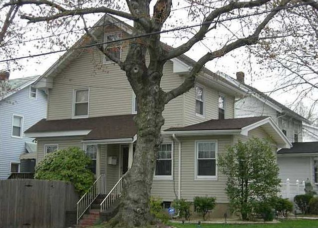 1st image of 11 Fairview Ave